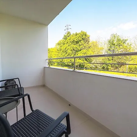 Waltari Apartment Piest'any